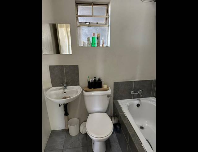 2 BEDROOM APARTMENT FOR SALE IN FLEURHOF